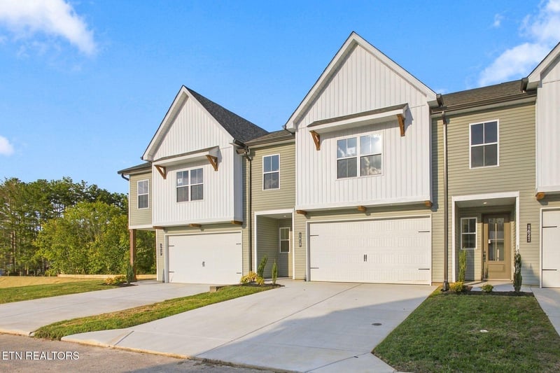 1619 Lateglow Way, Knoxville, TN 37931