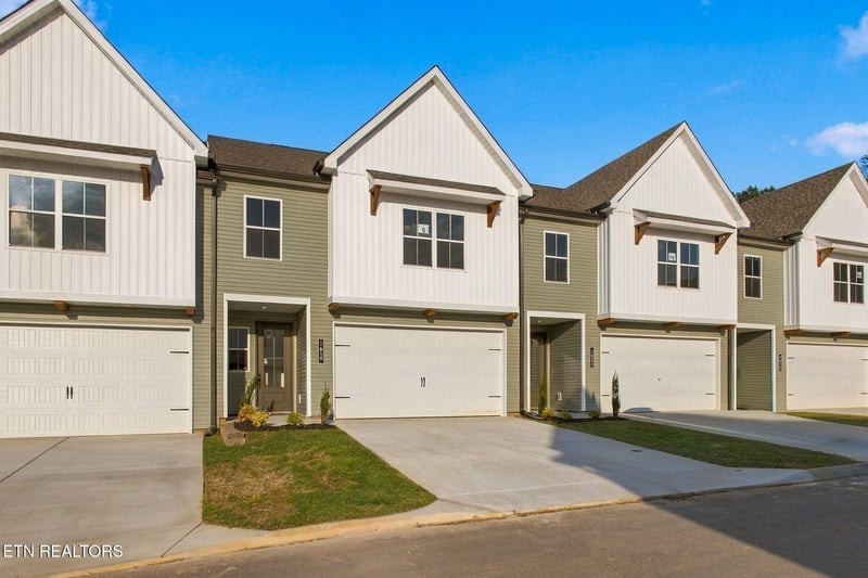 1619 Lateglow Way, Knoxville, TN 37931