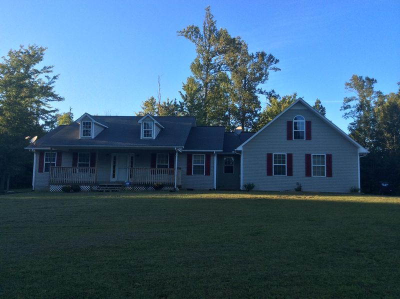1619 Litton Rd, Oneida, TN 37841