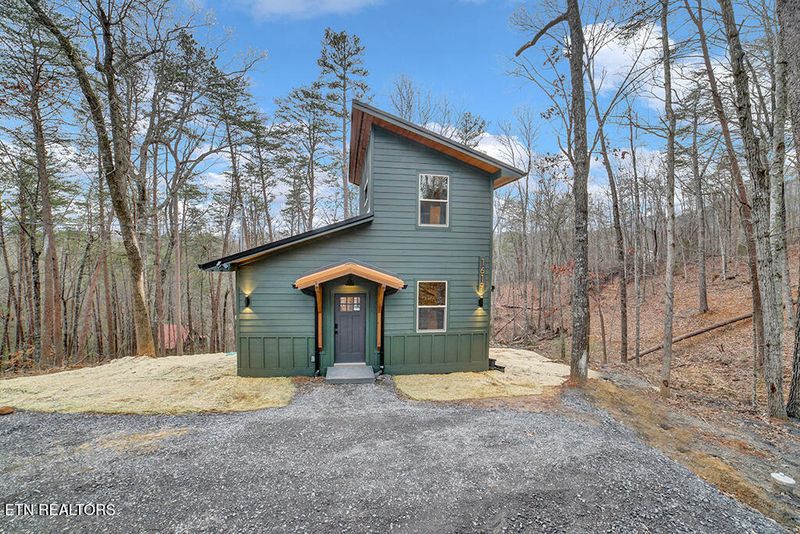 1619 S S Mountain View Rd, Sevierville, TN 37876