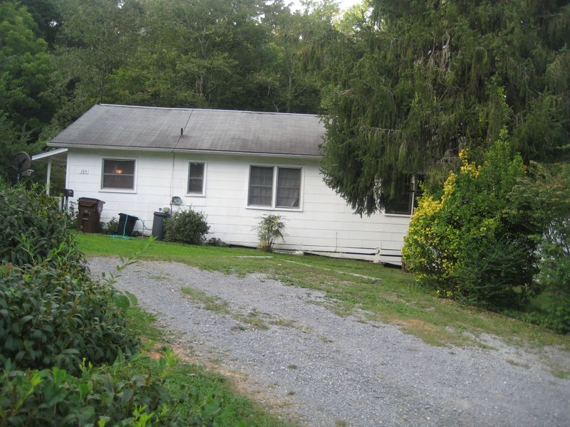 162-164 Hillside Rd, Oak Ridge, TN 37830