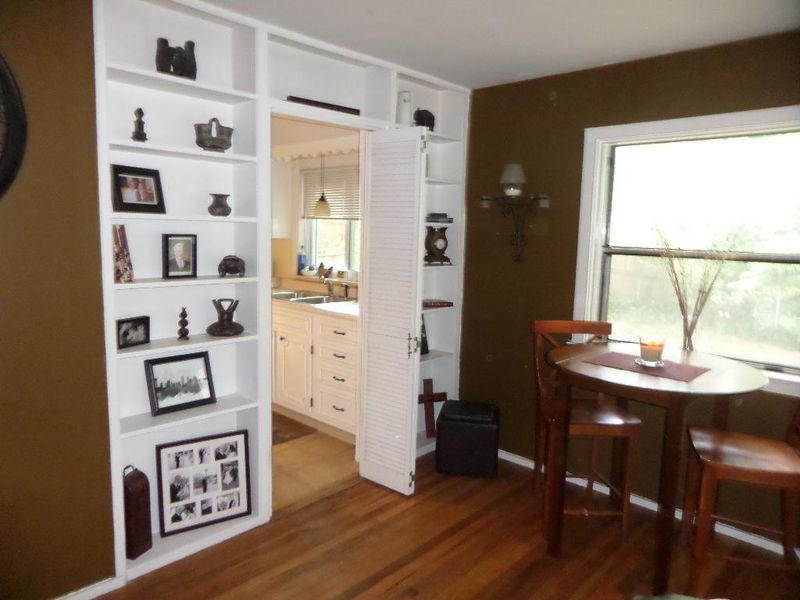 162 California Ave, Oak Ridge, TN 37830