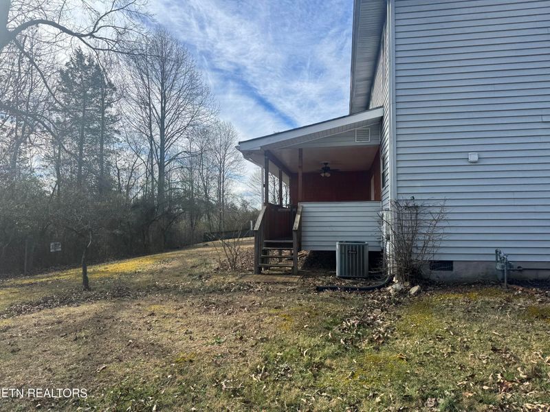 162 High Point Ln, Oak Ridge, TN 37830
