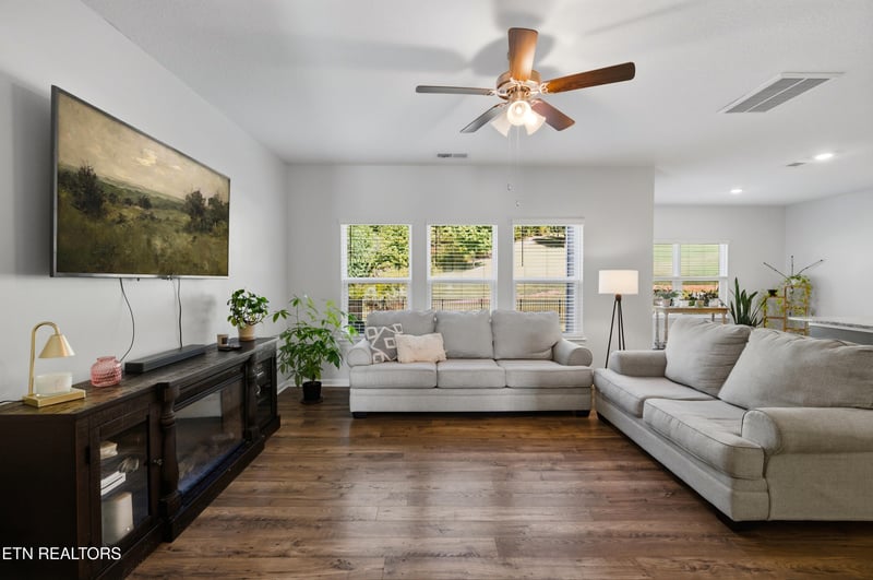 162 Ibis Loop, Oak Ridge, TN 37830