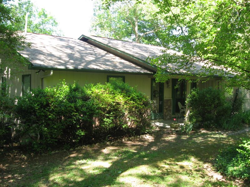 162 Johnson Ln, Clinton, TN 37716