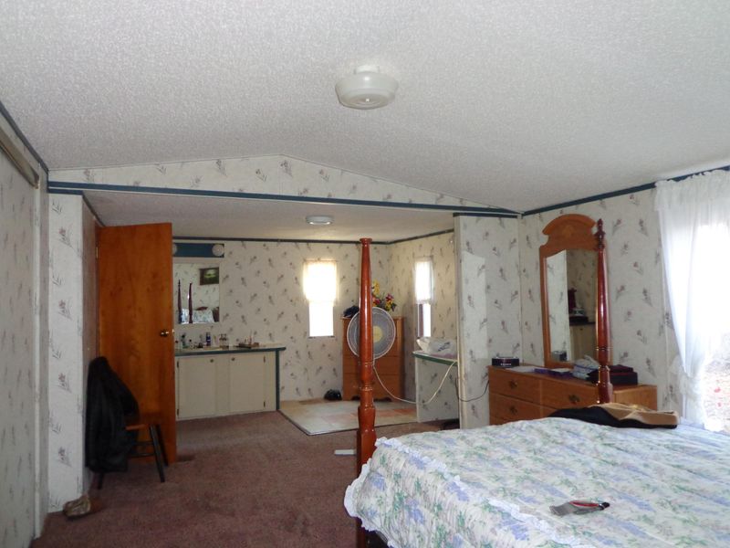 162 Sandy Creek Rd, Crossville, TN 38571
