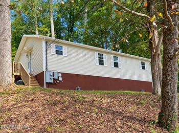 162 W Wadsworth Cir, Oak Ridge, TN 37830