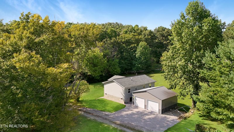 162 Walker Rd, Sunbright, TN 37872