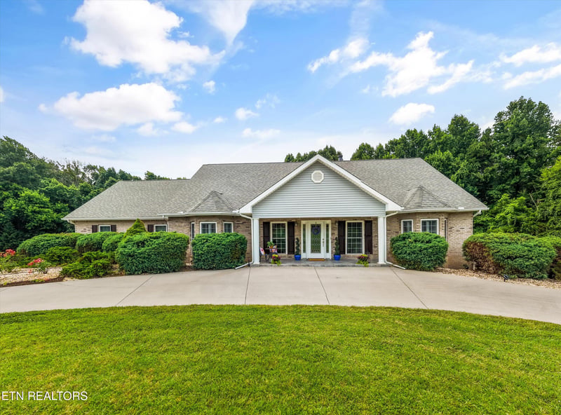 1620 Laramie, Seymour, TN 37865