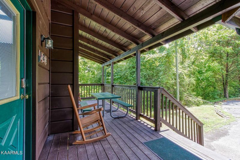 1620 Tirres, Sevierville, TN 37862