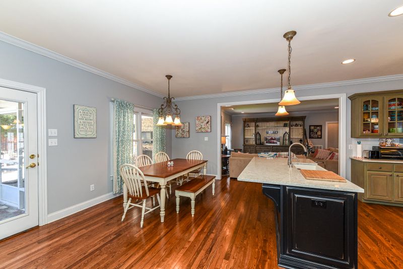 1622 Pinnacle Point Dr, Alcoa, TN 37701
