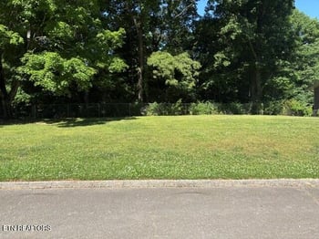 1623 Caracas Rd, Knoxville, TN 37922