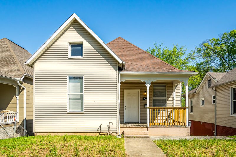 1623 Forest Ave, Knoxville, TN 37916
