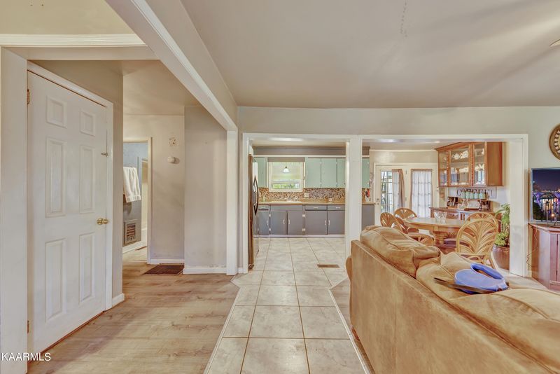 1623 Leconte Rd, Knoxville, TN 37914