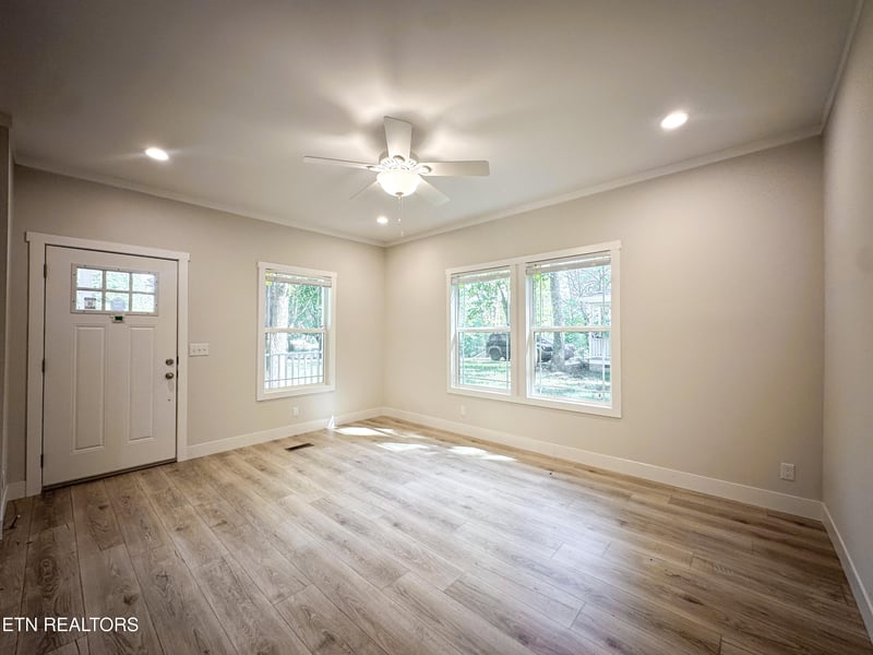1623 Scenic Dr, Athens, TN 37303