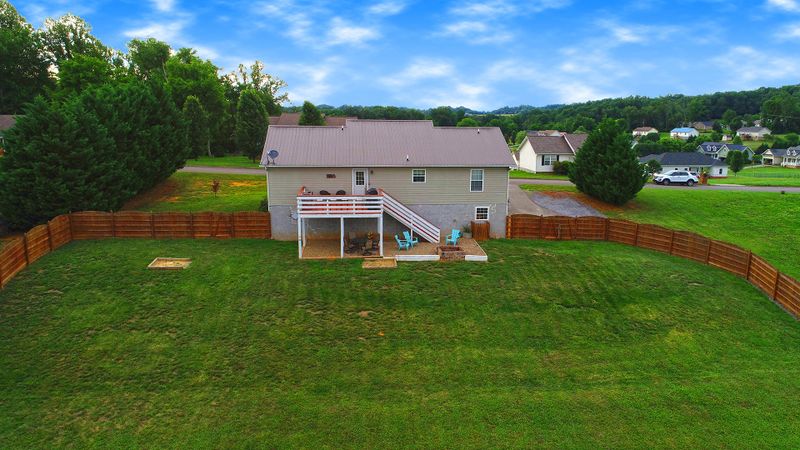 1623 Silverado Ct, Sevierville, TN 37876