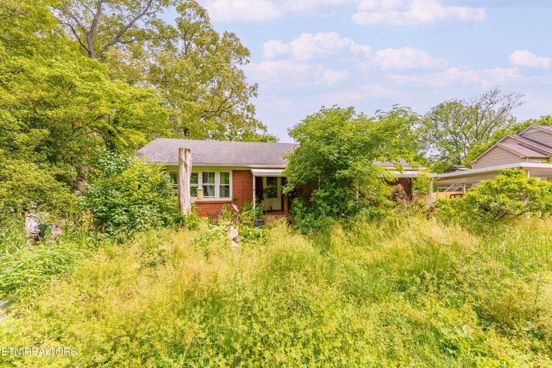 1624 Everett Ave Tn Ave, Maryville, TN 37804