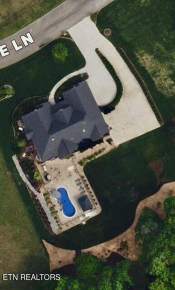 1624 Laramie Ln, Seymour, TN 37865