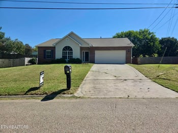 1624 Poplar Hill Rd, Knoxville, TN 37922