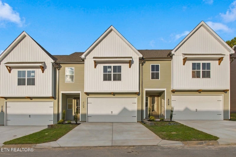 1625 Lateglow Way, Knoxville, TN 37931