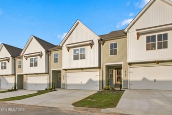 1625 Lateglow Way, Knoxville, TN 37931