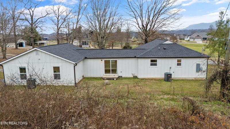 1625 Parton Cir, Seymour, TN 37865