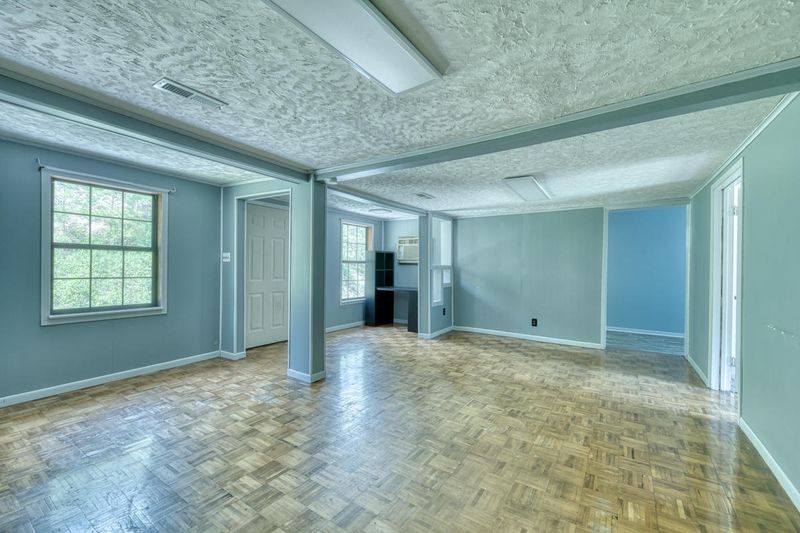 1626 Dixon Branch Rd, Sevierville, TN 37876