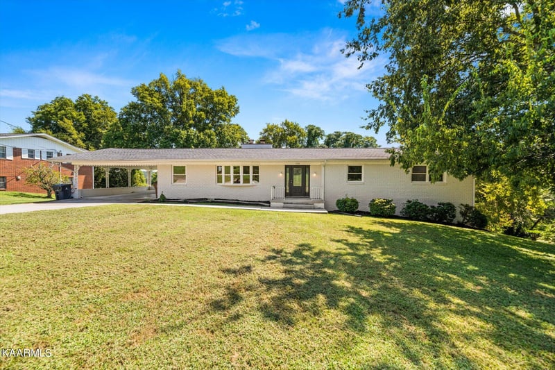 1626 Kenro Dr, Knoxville, TN 37915