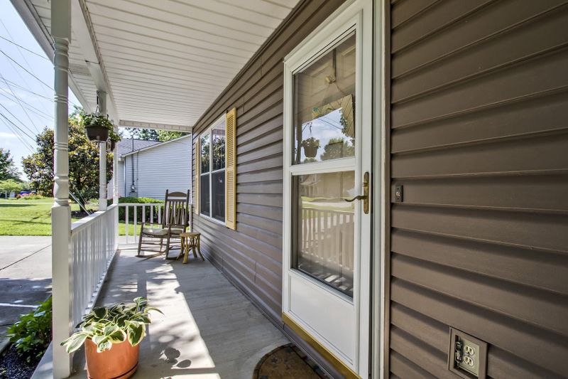 1627 Poplar Hill Rd, Knoxville, TN 37922