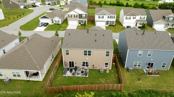 1629 Cabernet Ln, Knoxville, TN 37918