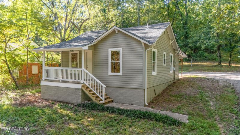 1629 Hutsell Dr, Athens, TN 37303