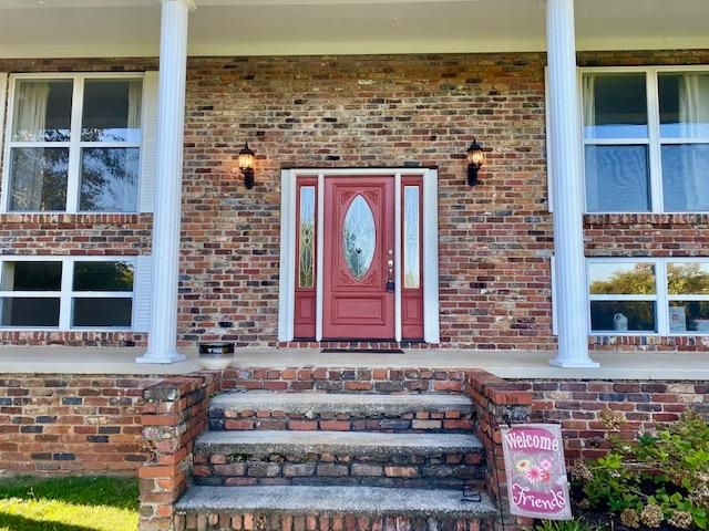 163 Cedar Cir, Lenoir City, TN 37772