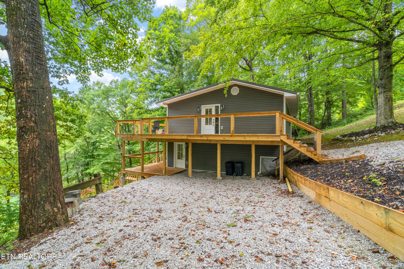 163 Elizabeth Ln, Caryville, TN 37714
