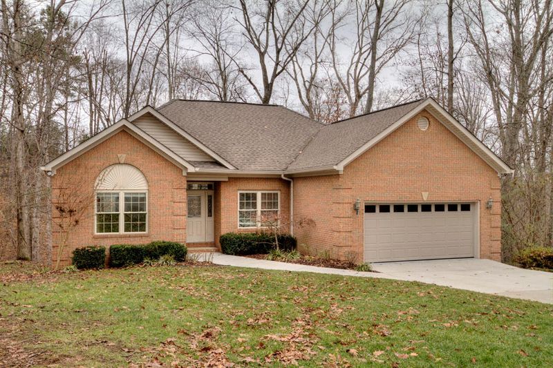 163 Inata Cir, Loudon, TN 37774