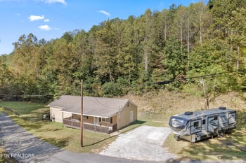 163 Ridge Rd, Sharps Chapel, TN 37866