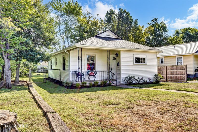 1630 Lodge St, Alcoa, TN 37701