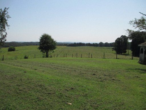 1630 Simpson Rd, Loudon, TN 37774