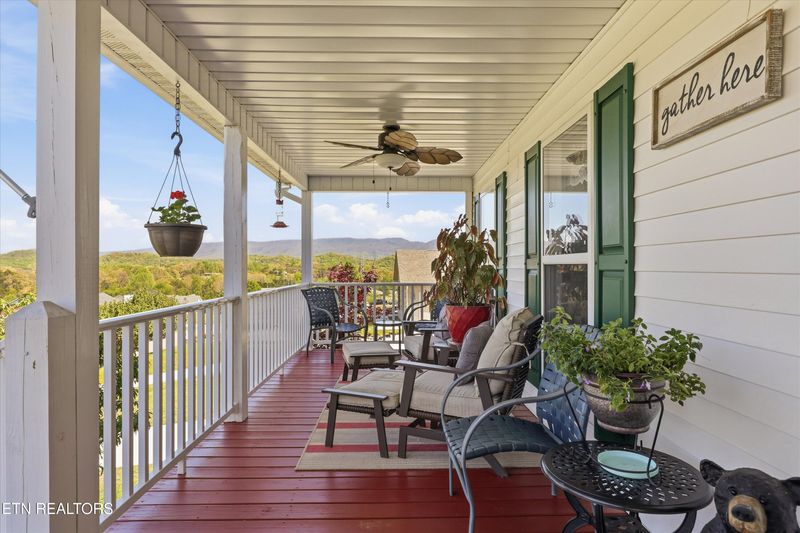 1631 Cavet Dr, Maryville, TN 37803