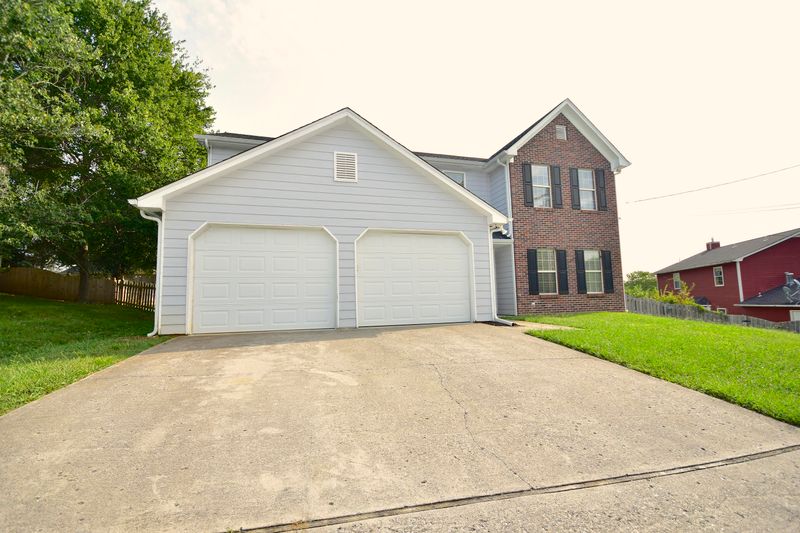 1632 Cheney Rd, Knoxville, TN 37922