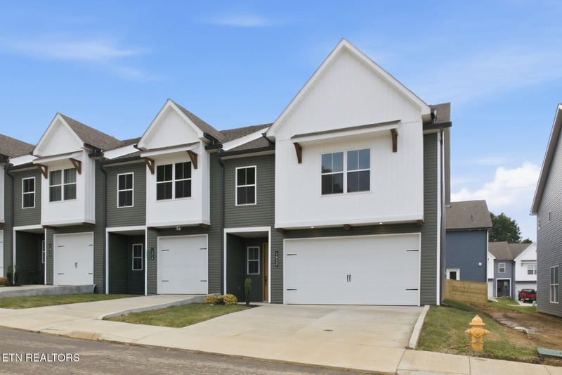 1632 Lateglow Way, Knoxville, TN 37931