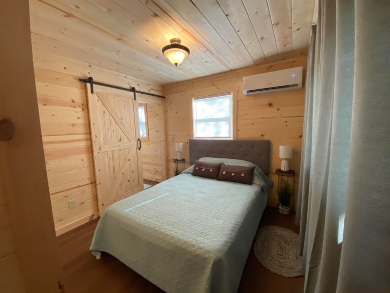 1634 S Mountain View Rd, Sevierville, TN 37876