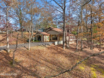 1634 Spruce Dr, Sevierville, TN 37876