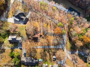 1634 Spruce Dr, Sevierville, TN 37876