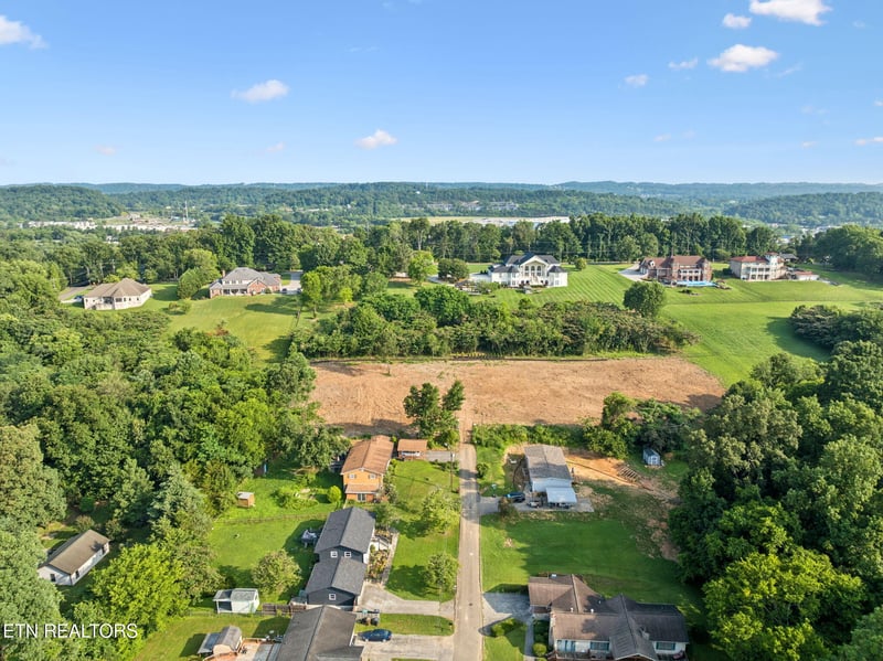 1635 Leconte Rd, Knoxville, TN 37914