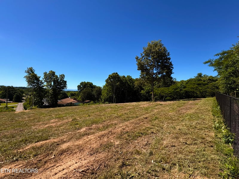 1635 Leconte Rd, Knoxville, TN 37914