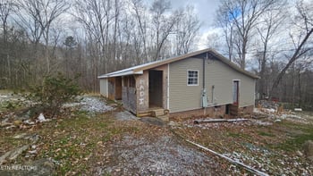 1635 Old Chilhowee Rd, Seymour, TN 37865