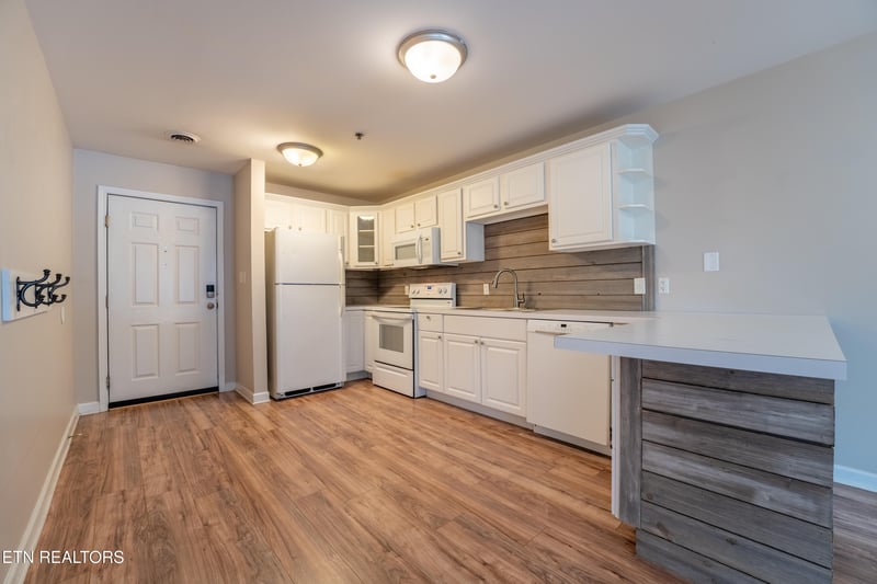 1636 Queen Anne Way, Knoxville, TN 37916