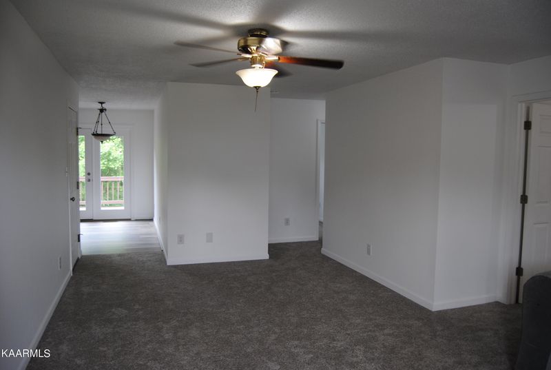 1637 Jett Rd, Maryville, TN 37804