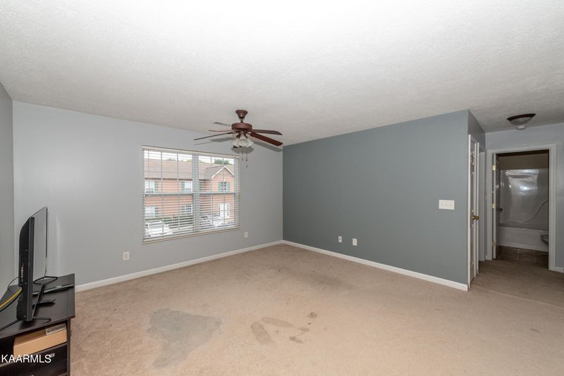 1637 Maple View Way #26E, Knoxville, TN 37918