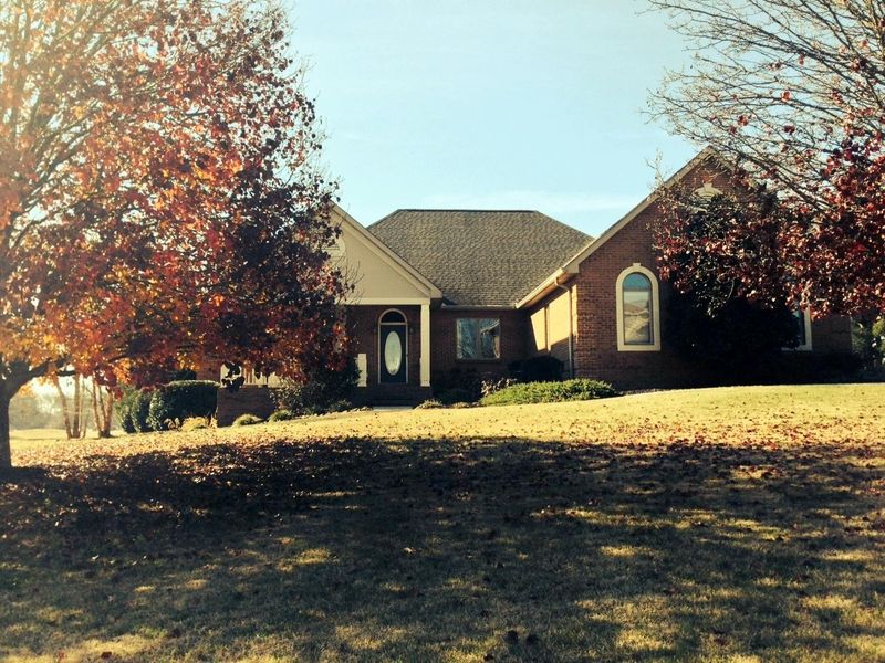 1637 Saint Ives Blvd, Alcoa, TN 37701